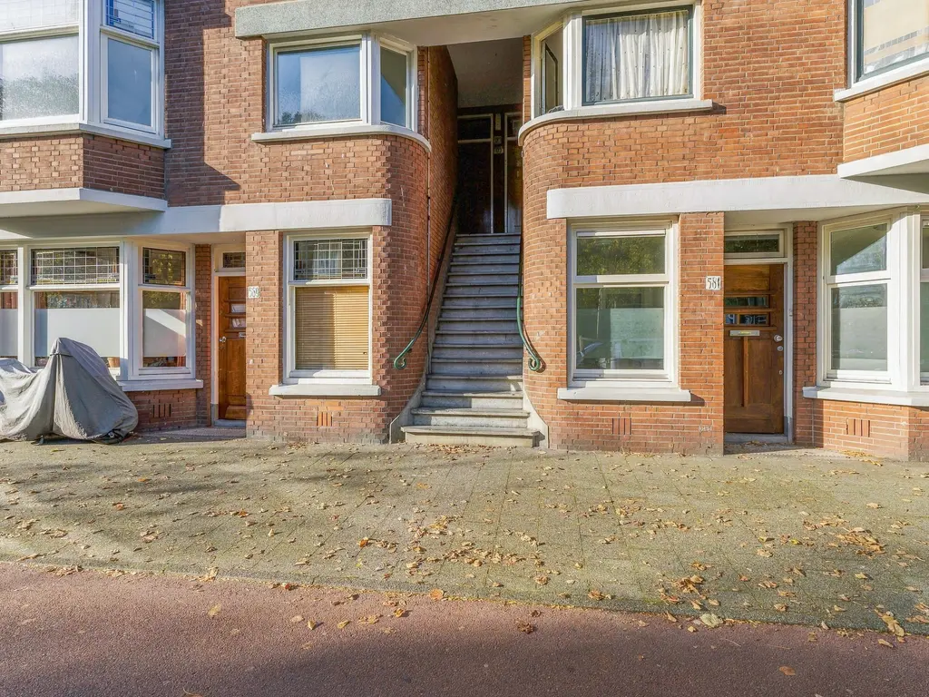 De la Reyweg 585, 'S-GRAVENHAGE