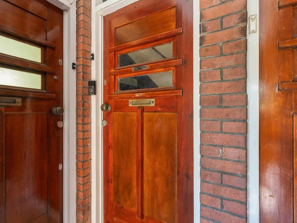 De la Reyweg 585, 'S-GRAVENHAGE