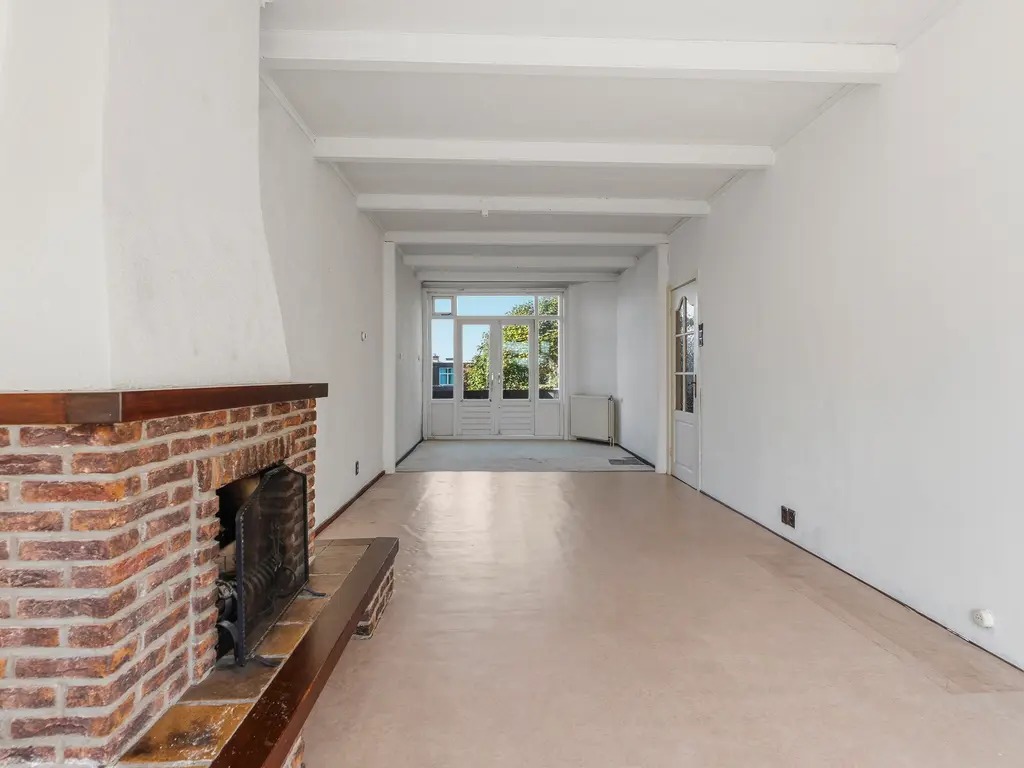 De la Reyweg 585, 'S-GRAVENHAGE