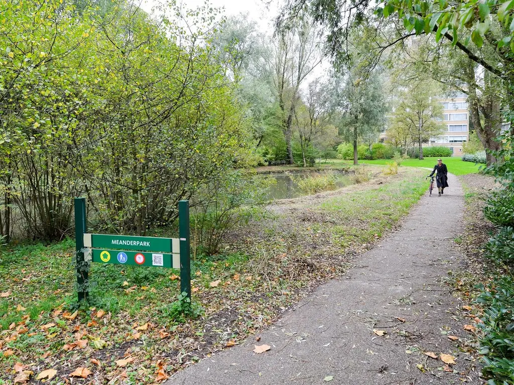 Meander 485, Amstelveen