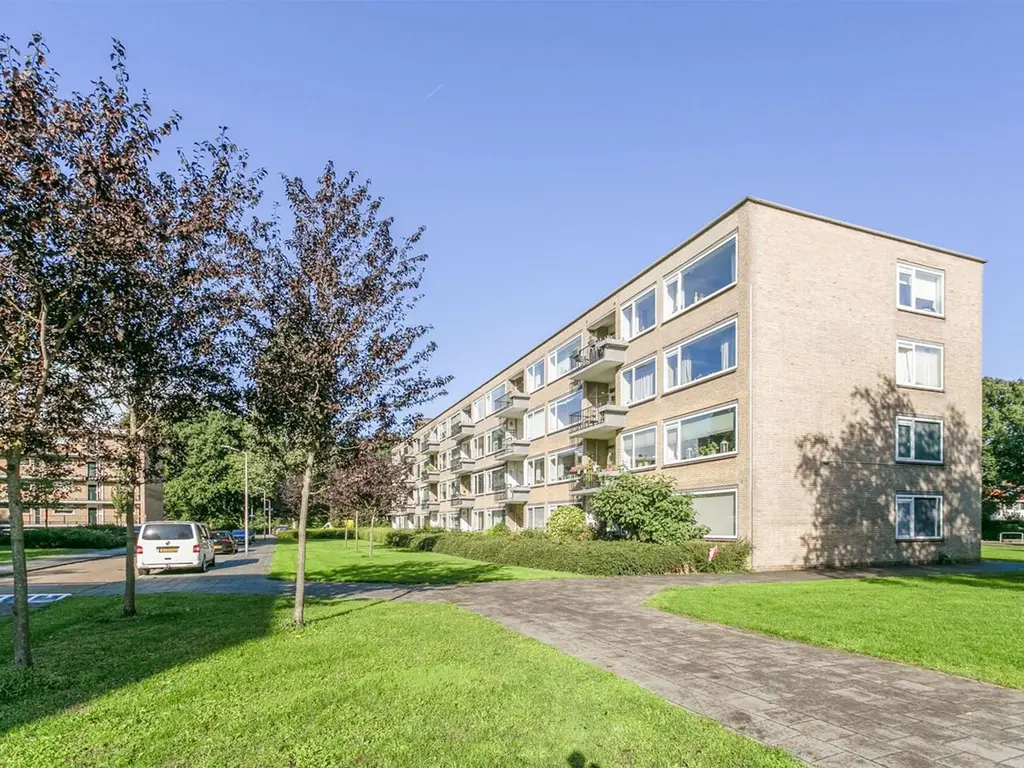 Pruimenlaan 10, Amstelveen