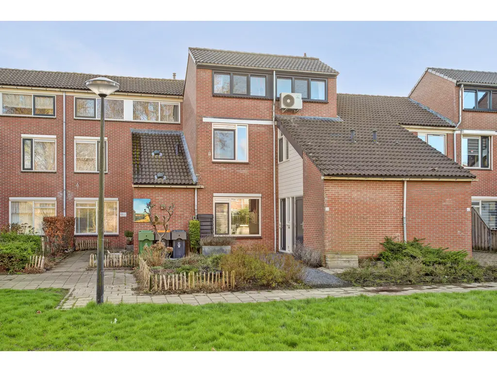 Loodglans 64, Heerhugowaard
