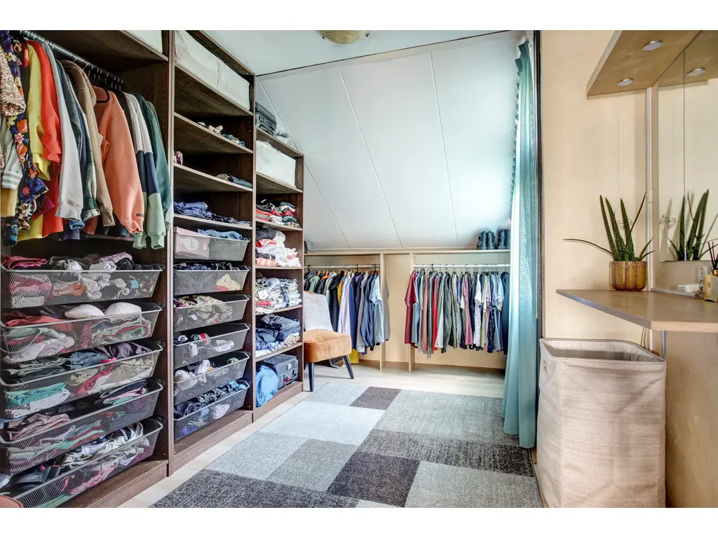 Loodglans 64, Heerhugowaard