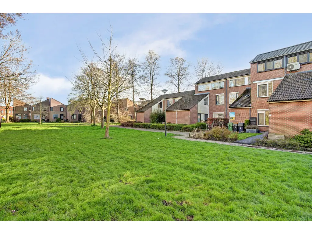 Loodglans 64, Heerhugowaard