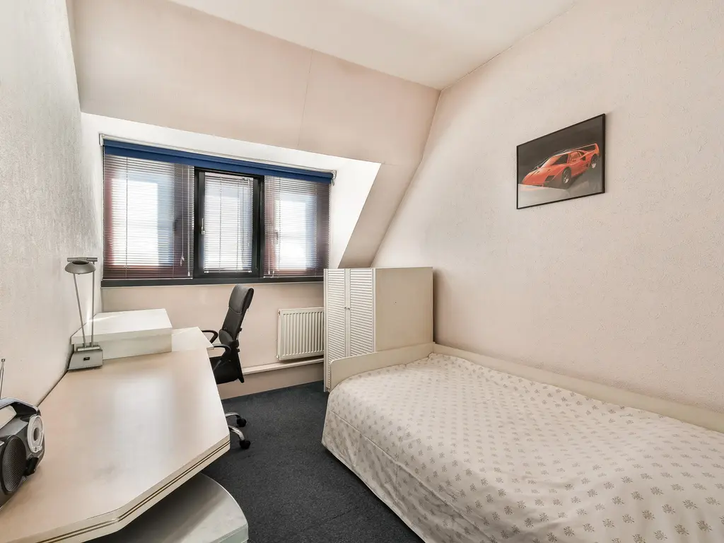 Voltastraat 12B, SCHIEDAM