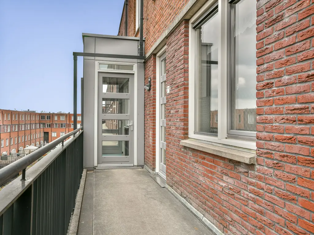 Rösener Manzstraat 11A, ROTTERDAM