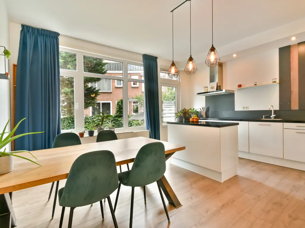 Voltastraat 18B, SCHIEDAM