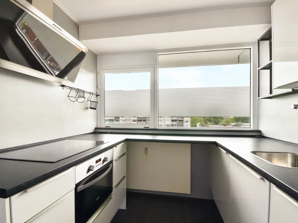 Sem Dresdenplein 145, SCHIEDAM