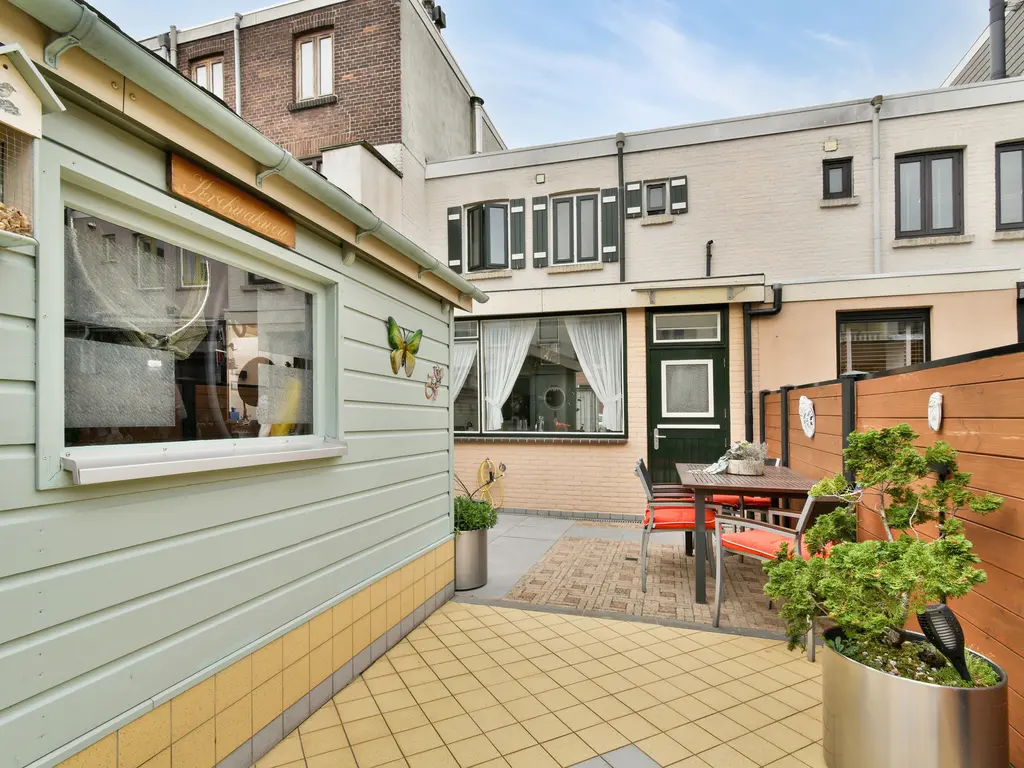 Veenlantstraat 26, SCHIEDAM