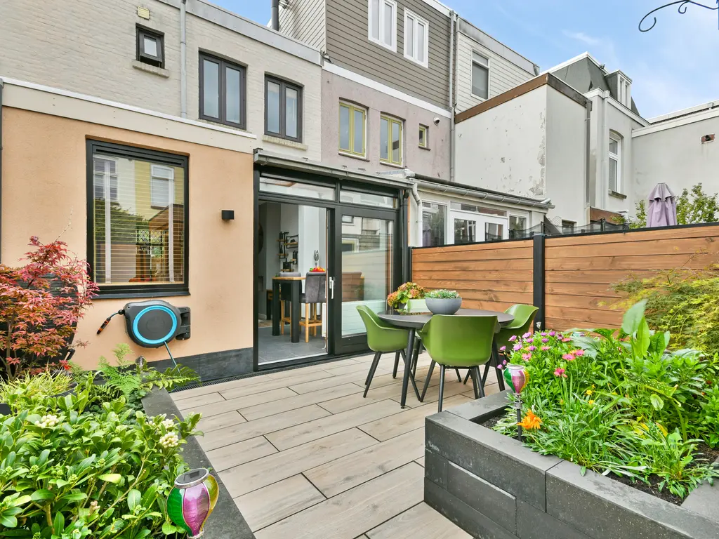 Veenlantstraat 28, SCHIEDAM