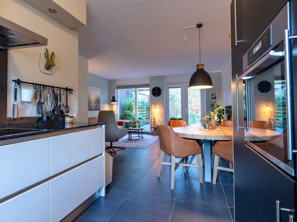 Arianehof 34, Ermelo