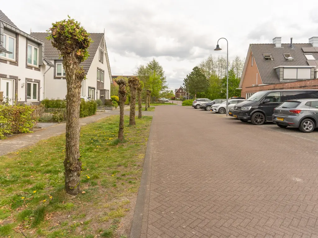 Tonnenbergerhout 21, Harderwijk