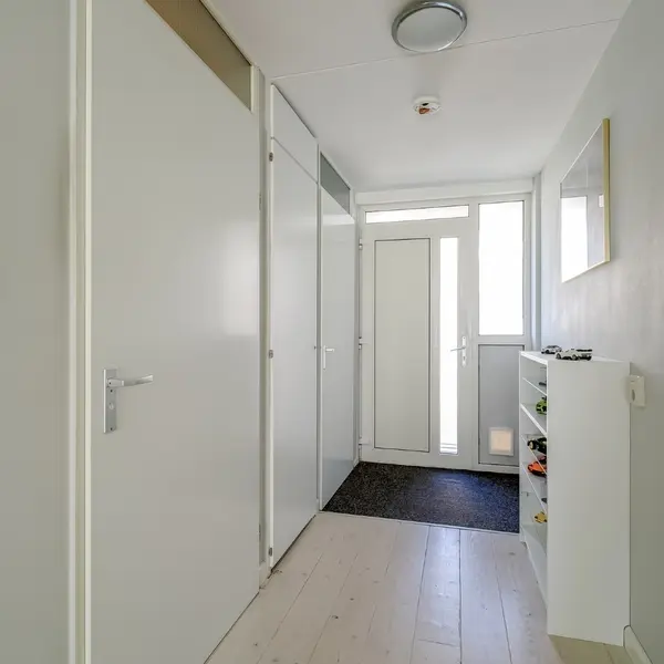 Elft 12, Avenhorn