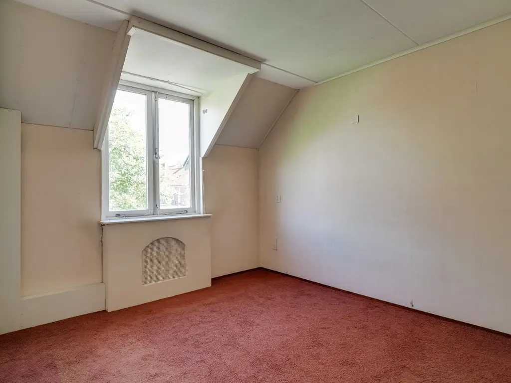 Groef 12, Hoorn