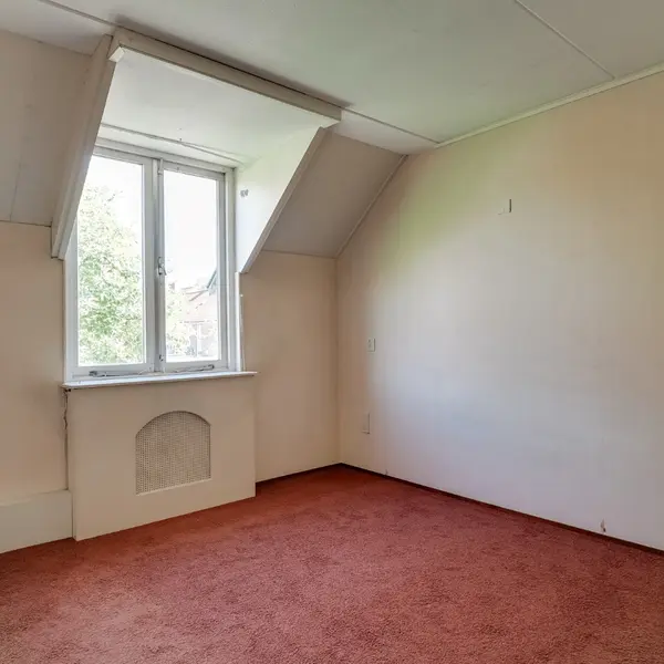 Groef 12, Hoorn