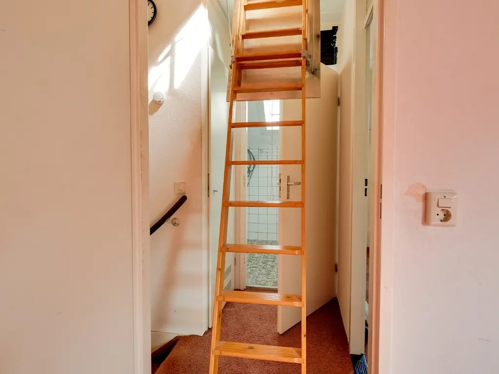 Groef 12, Hoorn