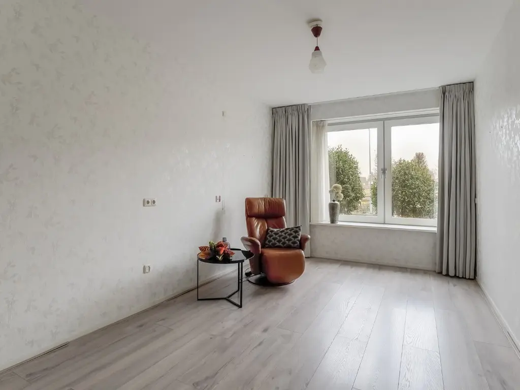Kolblei 102, Avenhorn
