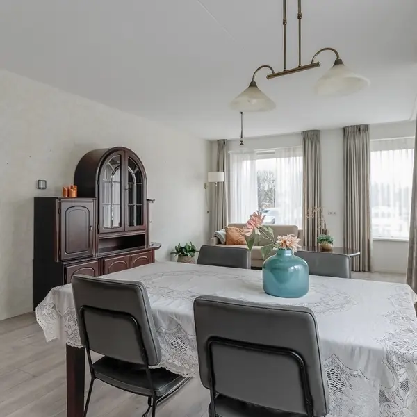 Kolblei 102, Avenhorn