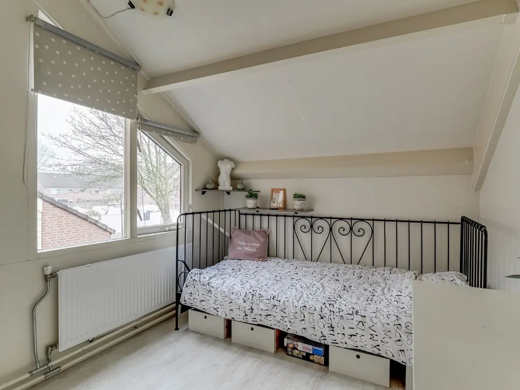 Bergkristal 35, Heerhugowaard