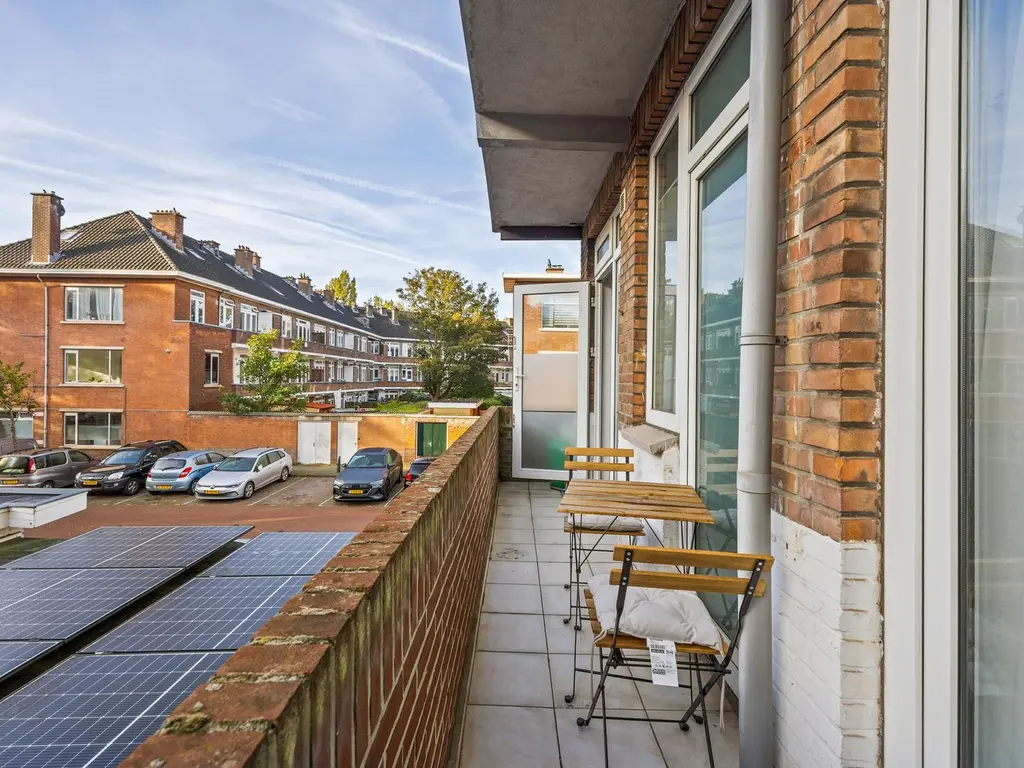 Damasstraat 180, 'S-GRAVENHAGE