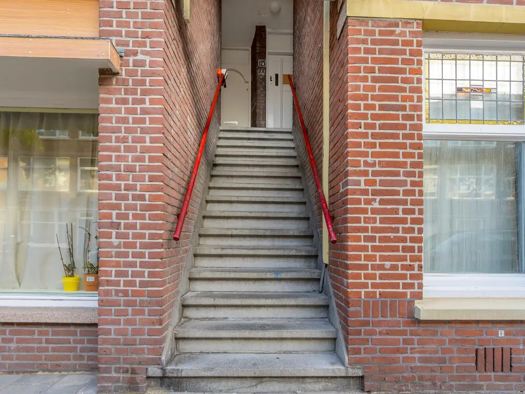 Vier Heemskinderenstraat 121, 'S-GRAVENHAGE