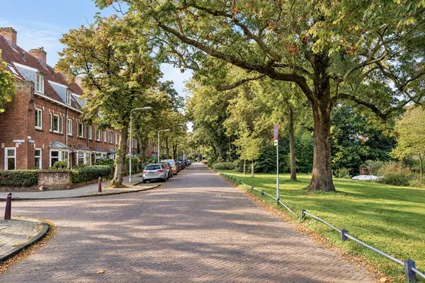 Lorentzkade 4, Leiden