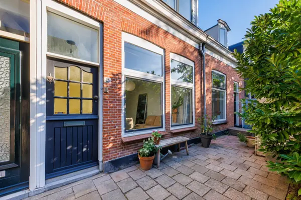 Hermanstraat 15