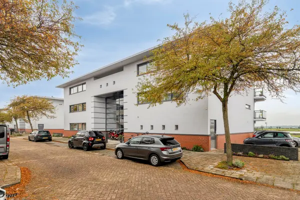 Lotte Beesestraat 41