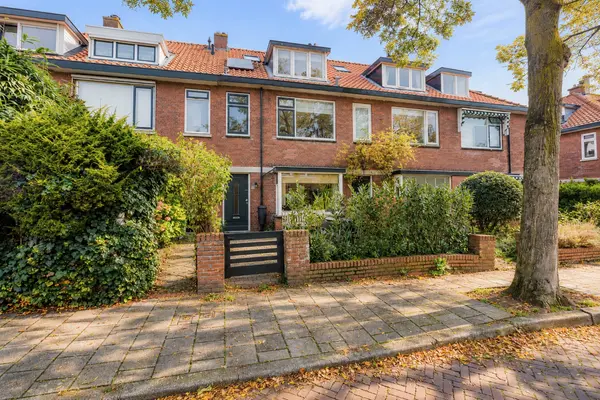 Willem de Zwijgerlaan 58, Voorschoten