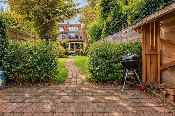 Willem de Zwijgerlaan 58, Voorschoten