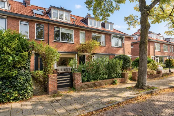 Willem de Zwijgerlaan 58, Voorschoten