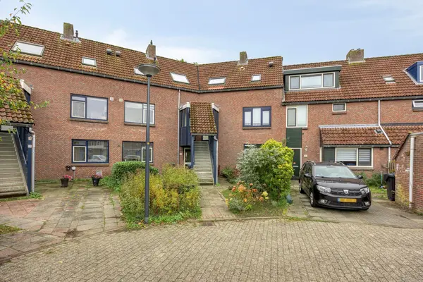 Hugo Van Woerdenstraat 67, Leiden