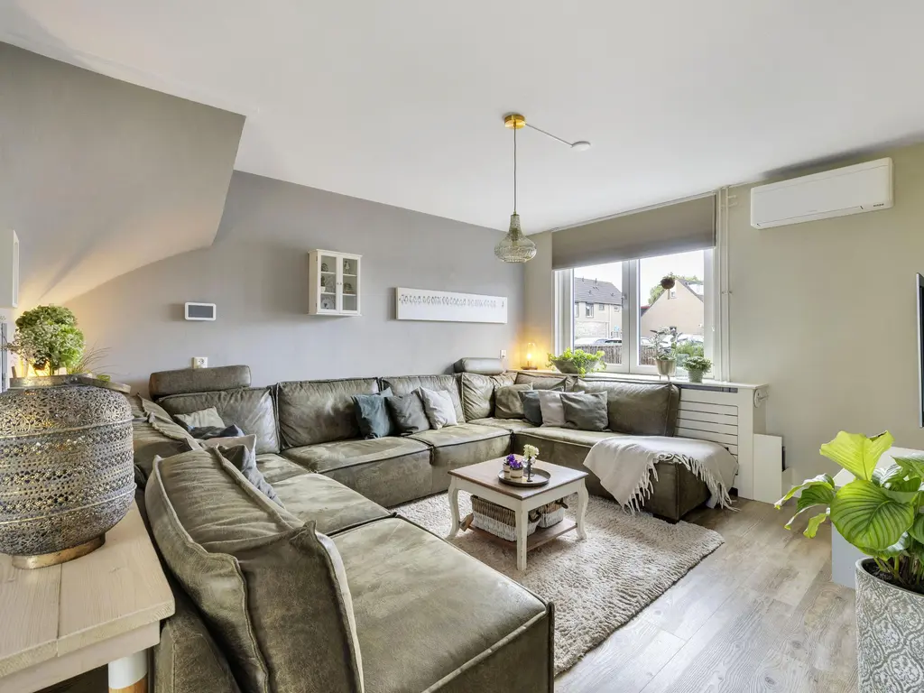 Wethouder P Woltersstraat 36, ZUIDLAND