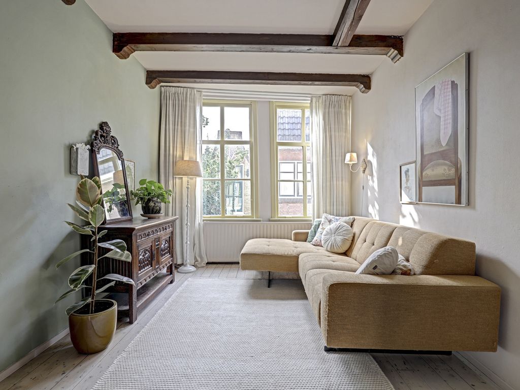 Tussenwoning te koop: Keizerstraat 17, Gouda