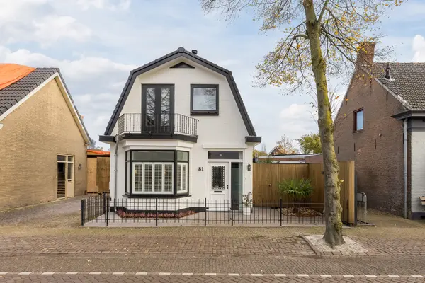 Hoolstraat 81, TETERINGEN