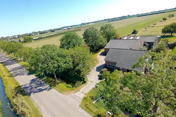 Elbaweg 55, Hem
