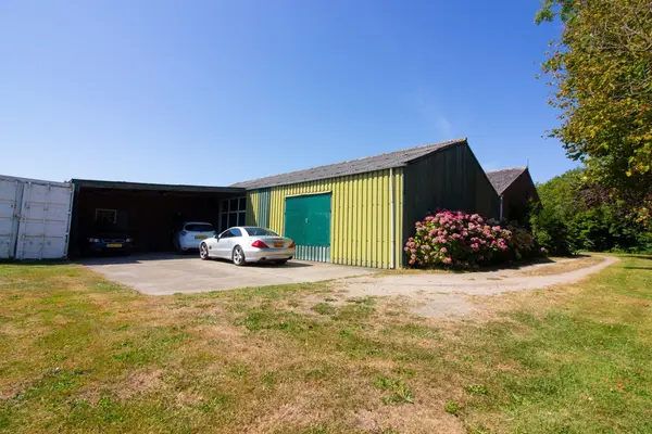 Elbaweg 55, Hem