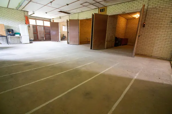 Elbaweg 55, Hem