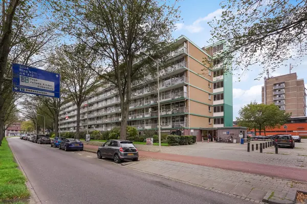 Volendamlaan 821