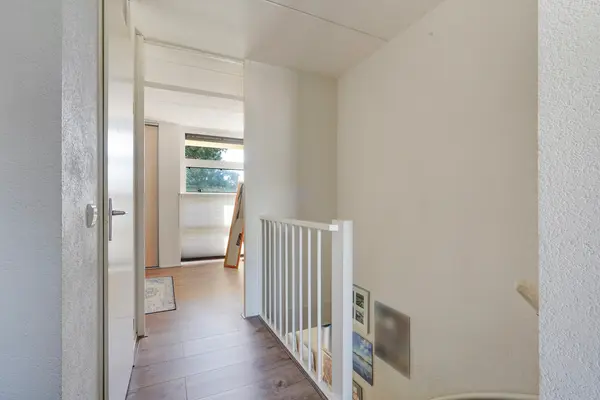 Boekarestpad 8, Den Haag