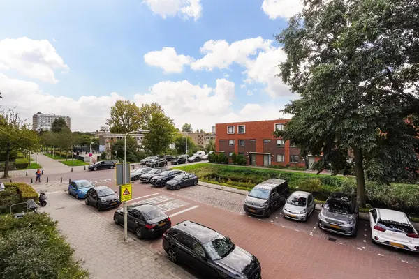 Vossenrade 24, Den Haag
