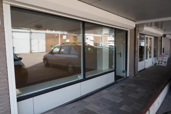 Onderlangs 28, Barendrecht