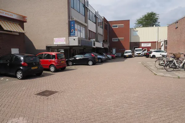 Onderlangs 28, Barendrecht