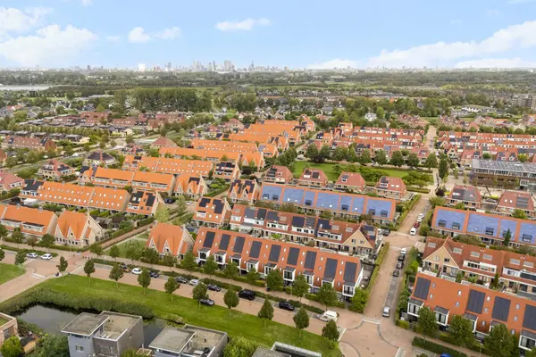 Riedermeet 43, BARENDRECHT
