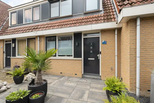 Riedermeet 43, BARENDRECHT