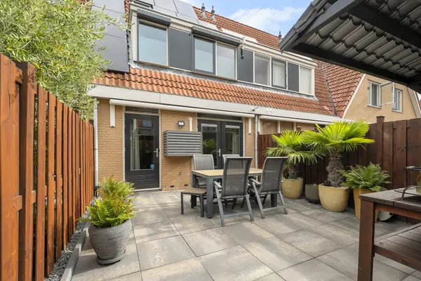 Riedermeet 43, BARENDRECHT