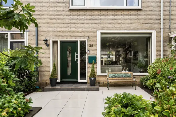 Schaatsbaan 25, BARENDRECHT