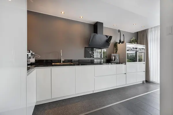 Schaatsbaan 25, BARENDRECHT