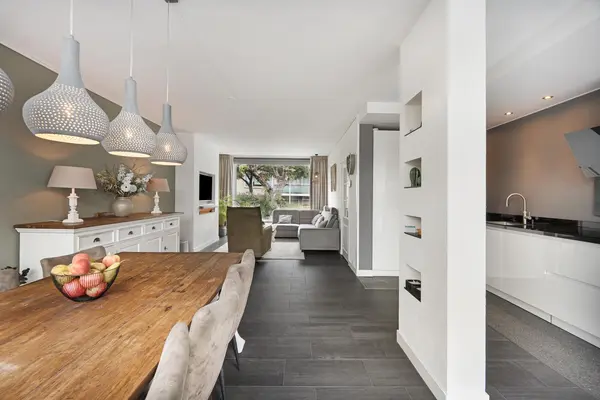 Schaatsbaan 25, BARENDRECHT
