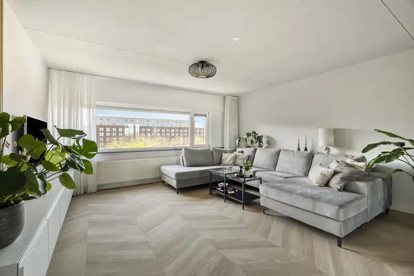 Middeldijkerplein 228, BARENDRECHT